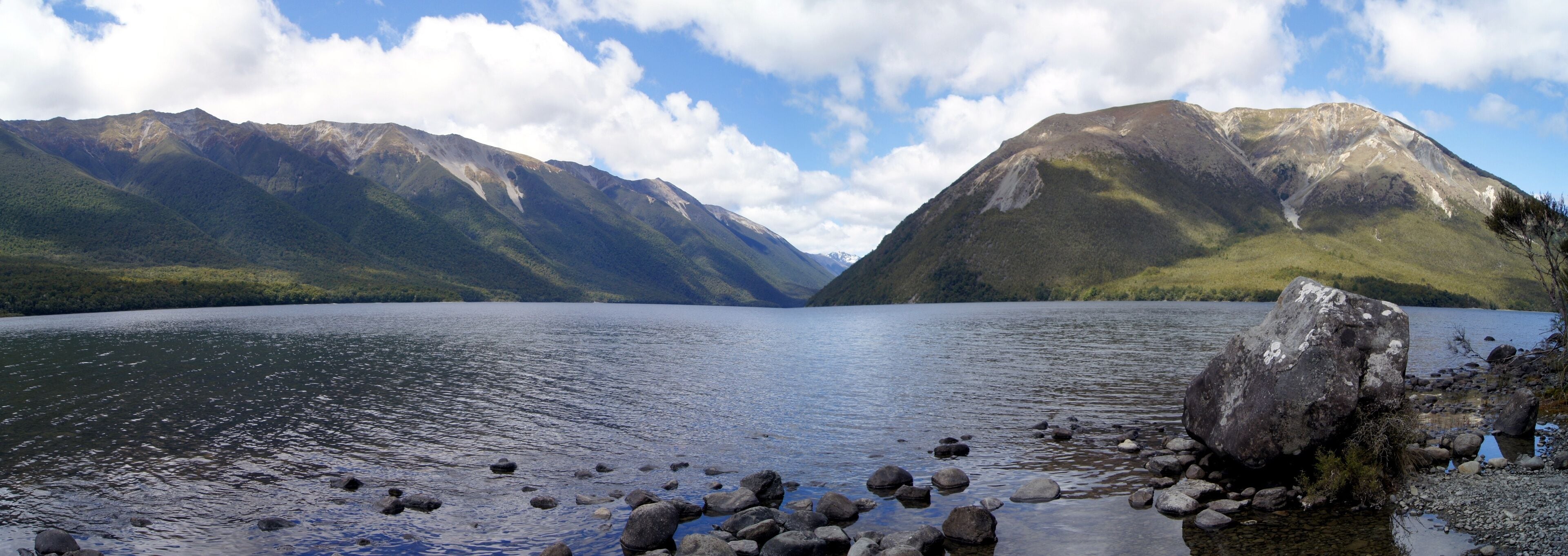 Landscape of Lake Rotoiti in St Arnaud, Nelson National Park, South Island, New Zealand