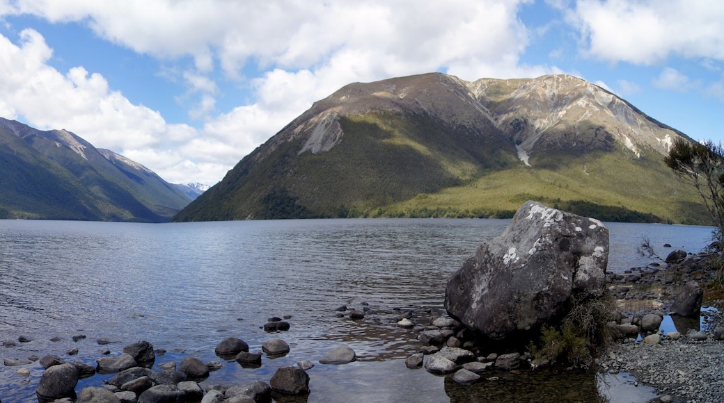 Landscape of Lake Rotoiti in St Arnaud, Nelson National Park, South Island, New Zealand