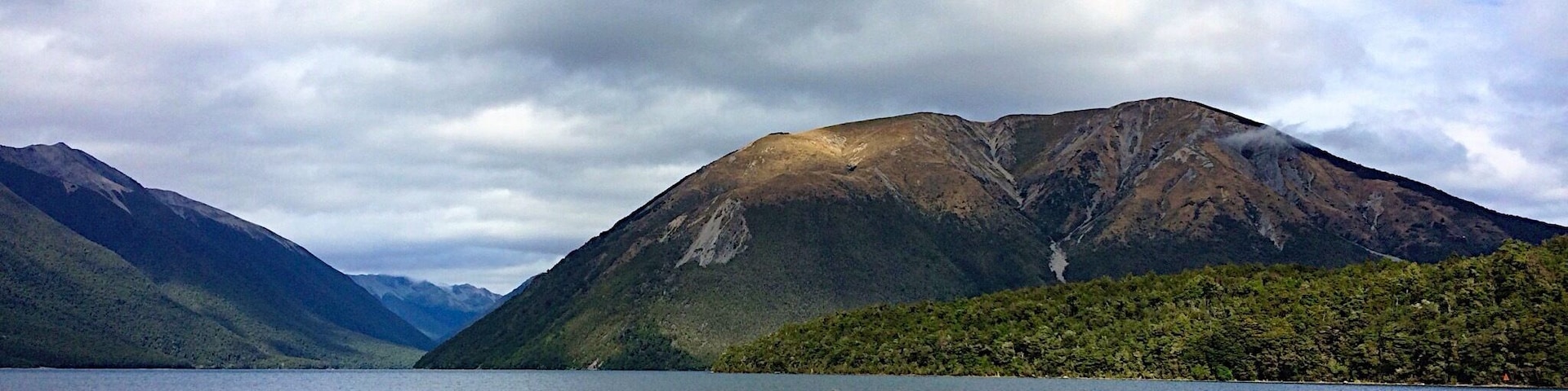 A Kiwi friend recommended this spot, and I'm glad he did. One of the unique things you can do is stand on the dock and watch the eels writhing around in the lake. Creepy, but interesting!