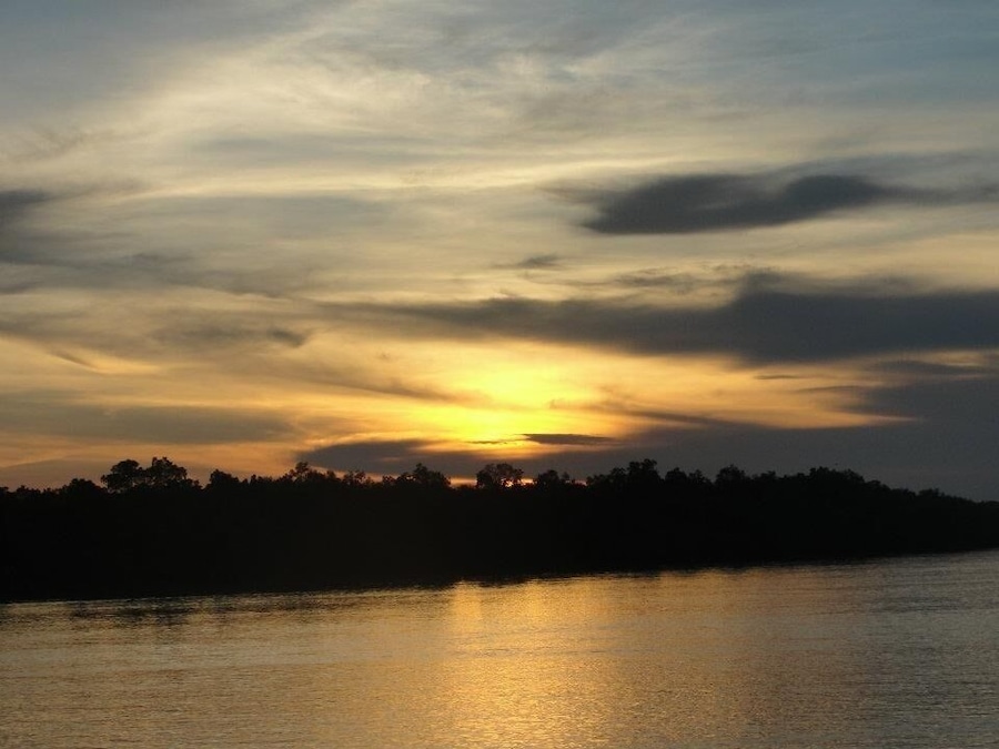 A beautiful sunset view is a seafood restaurant in Kuala Selangor. It is home to huge number of fireflies and one of the best firefly sanctuary in the world. #Malaysia #GoldenHour