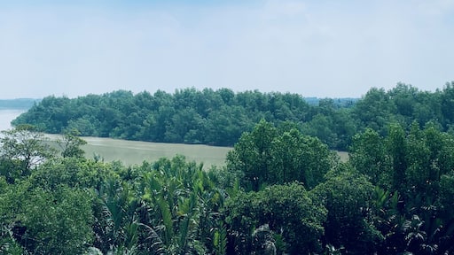 #lifeatexpedia Enjoy a relaxing afternoon drink at the top floor of Apps hotel overlooking the Selangor river.
Did you know that? Selangor river is a major river in Selangor, Malaysia. It runs from Kuala Kubu Bharu in the east and empties into the Straits of Malacca at Kuala Selangor in the west.