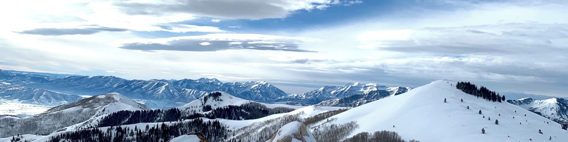 Went on a Ski trip Last weekend and the weather was amazing. The views from the mountain top breathtaking.
#parkcityutah #deervalley #deervalleyresort #lonecoyotestudio #skiutah #mountainscapes #utahphotography #utahadventures #utahadventure #thingstodoinutah #skier #skierslife #perfectconditions #skilife #skinglifestyle #utahexperience #utahexplored #exploreutah #thrivingchristianartists #wonderingphotographies #baldmountain #baldmountainsummit #takingintheview #stoptoenjoytheview #lovingutah #onlyinutah #thisiswhy #neverstopplaying #sundancefilmfestival #nealdodson