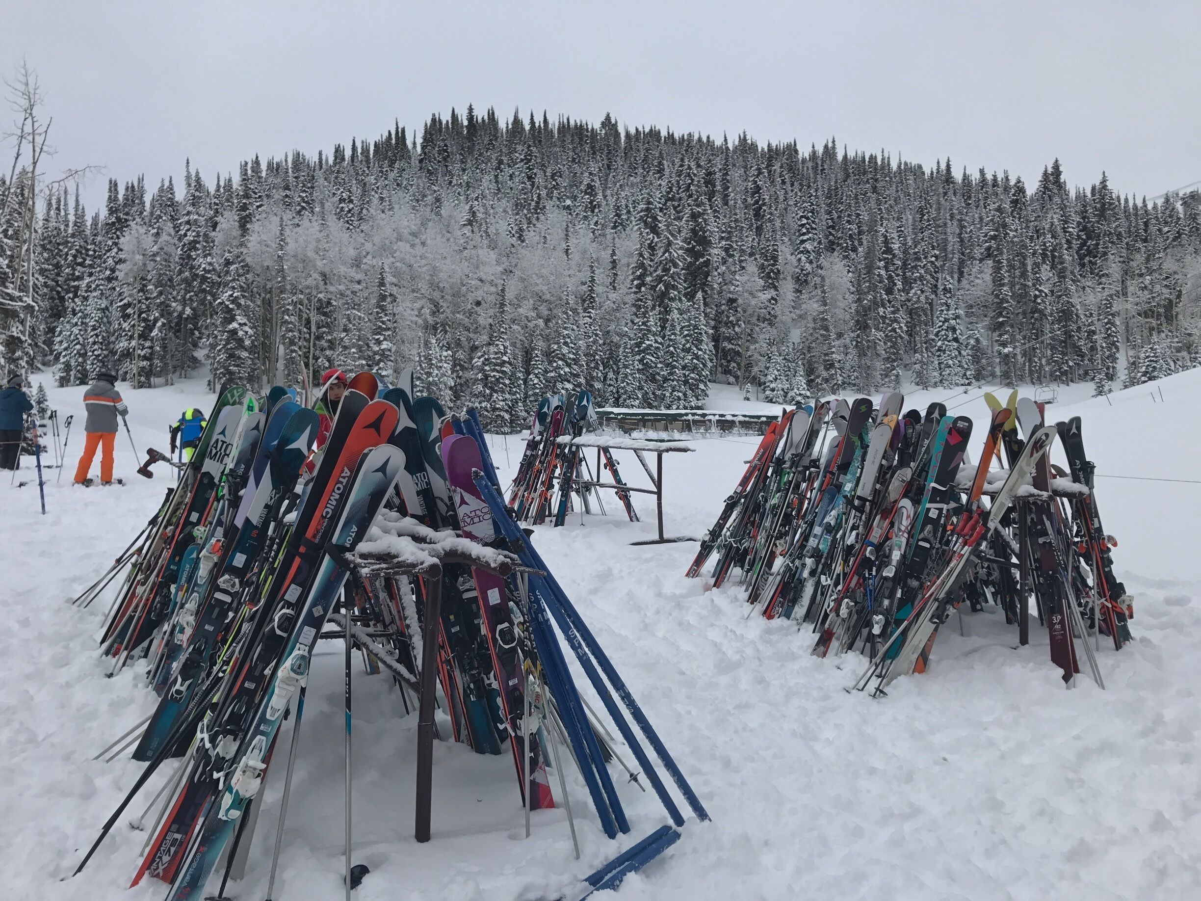 Beginning a great ski day from a great hotel. 