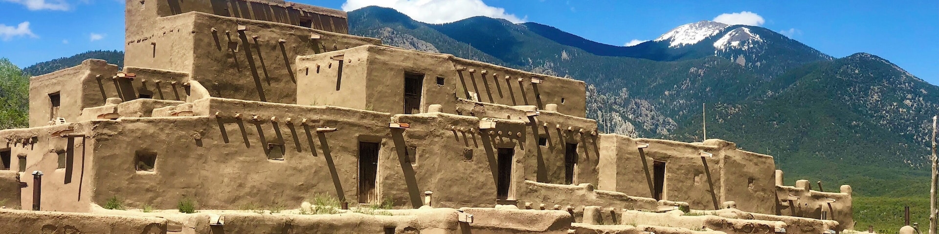 Highly recommend this wonderful stop to learn about ancient and present Pueblo Indian culture. Great history lesson, beautiful scenery and an interestingly learning experiencing looking into present day life in Pueblo Indian Culture.