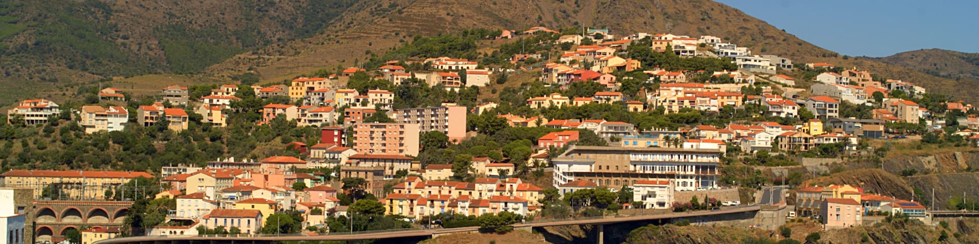 Vue générale, Cerbère (Pyrénées-Orientales, Languedoc-Roussillon, France)