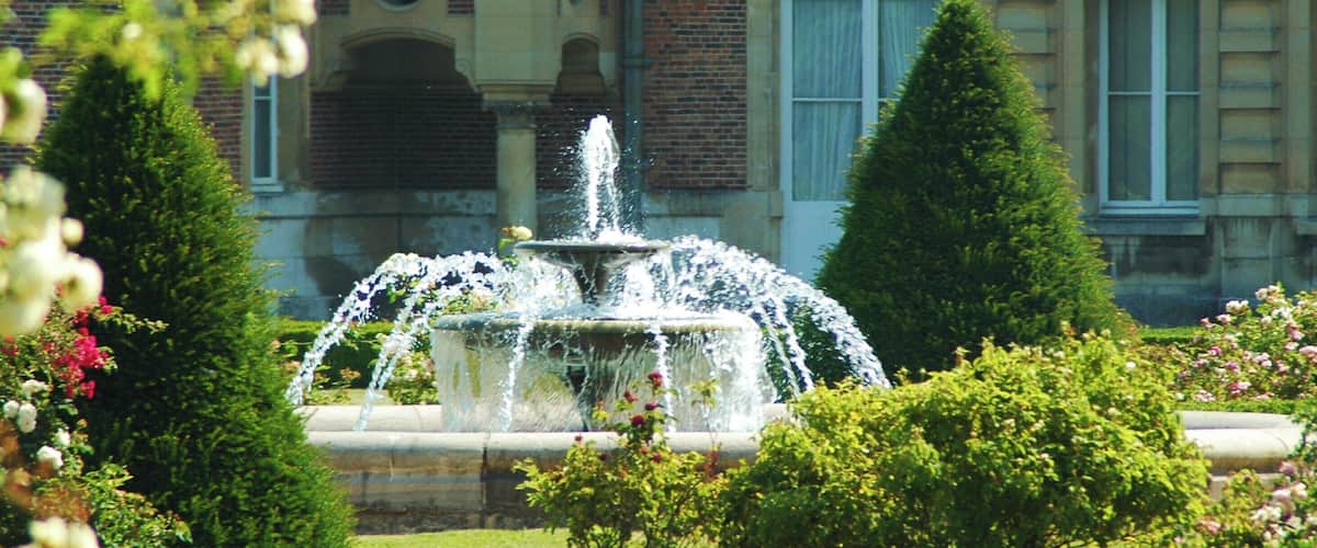 La roseraie du Chateau d'Eu-Seine Maritime,France