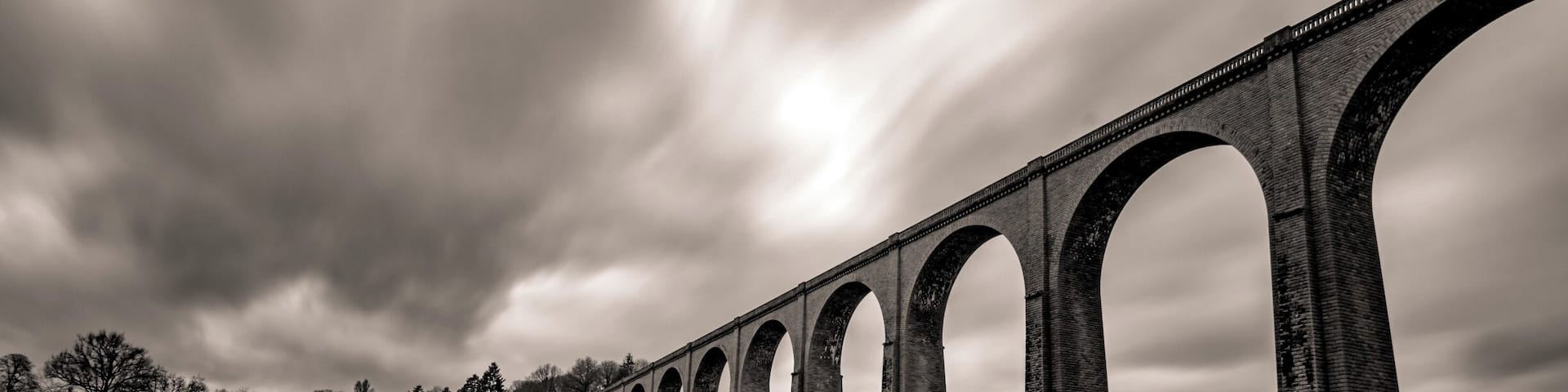 A nice viaduct passing over the Vienne, in L'Isle-Jourdain, France