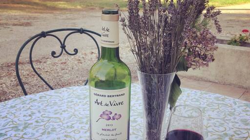 "Give yourself permission to allow this moment to be exactly as it is, and allow yourself to be exactly as you are." Jon Kabat-Zinn
#alifefullofserendipity #serendipitytess #travel #france #travelblog #mindfulness #present #meditation #inspiration #lavender #redwine #wine #photooftheday