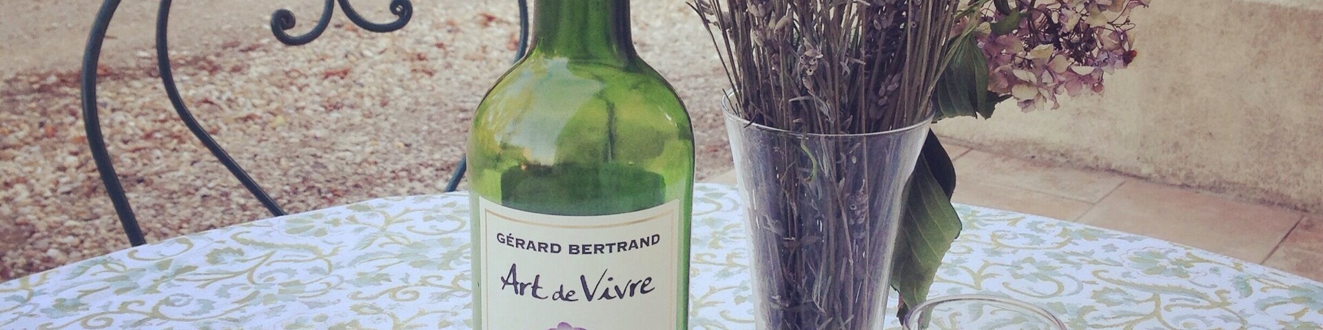 "Give yourself permission to allow this moment to be exactly as it is, and allow yourself to be exactly as you are." Jon Kabat-Zinn
#alifefullofserendipity #serendipitytess #travel #france #travelblog #mindfulness #present #meditation #inspiration #lavender #redwine #wine #photooftheday