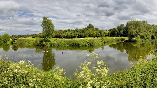 river avon stratford-upon-avon warwickshire england uk