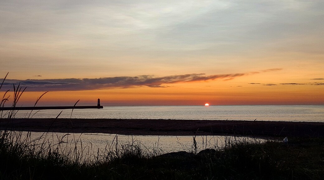 Looking towards Berwick's pier from Spittal point on an autumnal morning