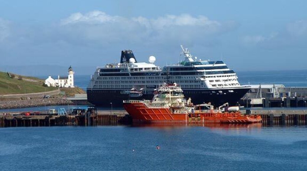 Scrabster Lighthouse, Thurso, Caithness. Since the harbour at Scrabster has been upgraded, it is not uncommon to see cruise ships in the area