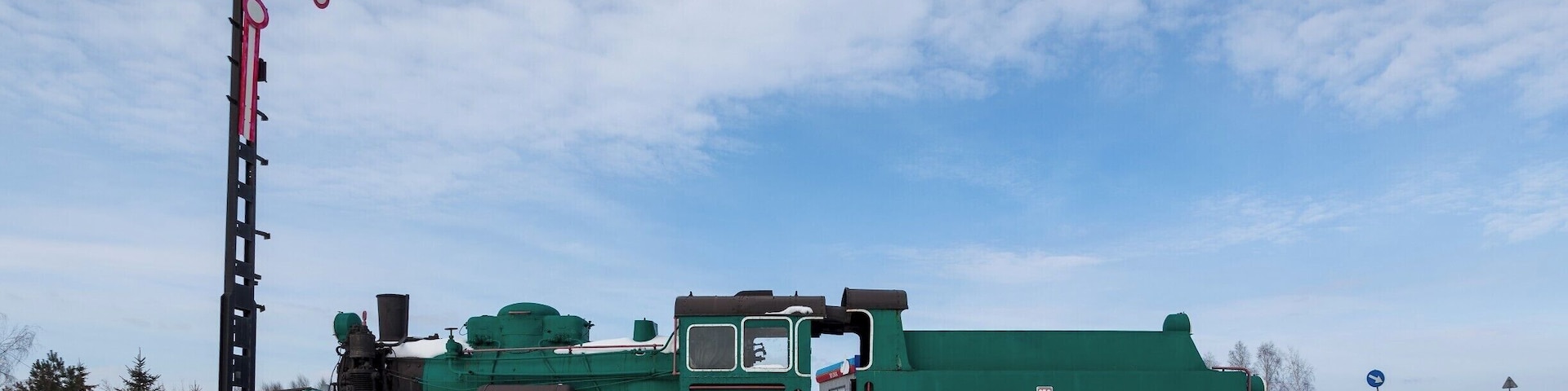 For people loving rail train.