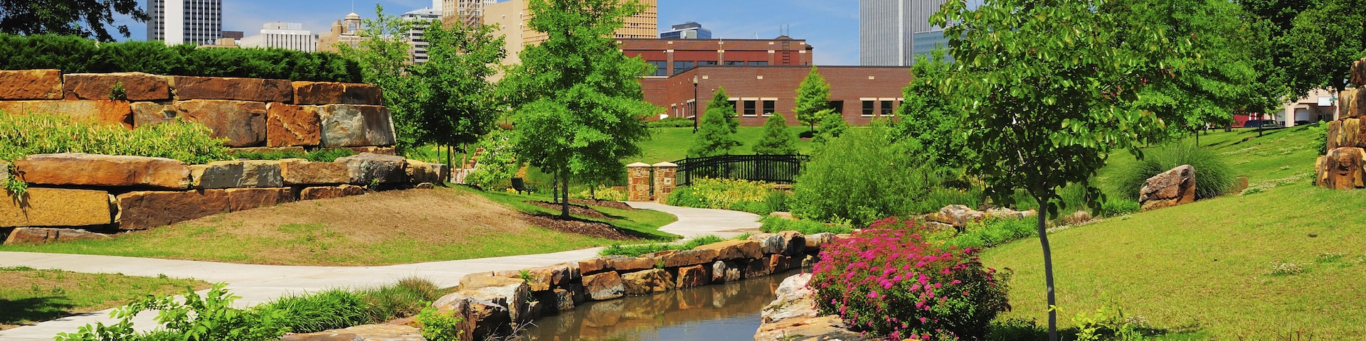 Tulsa skyline and park