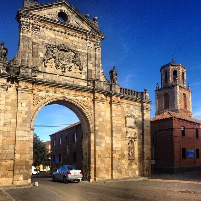 Visiting small towns around Leon  #firststop #Sahagún #León #spain  #villages #CastillayLeon