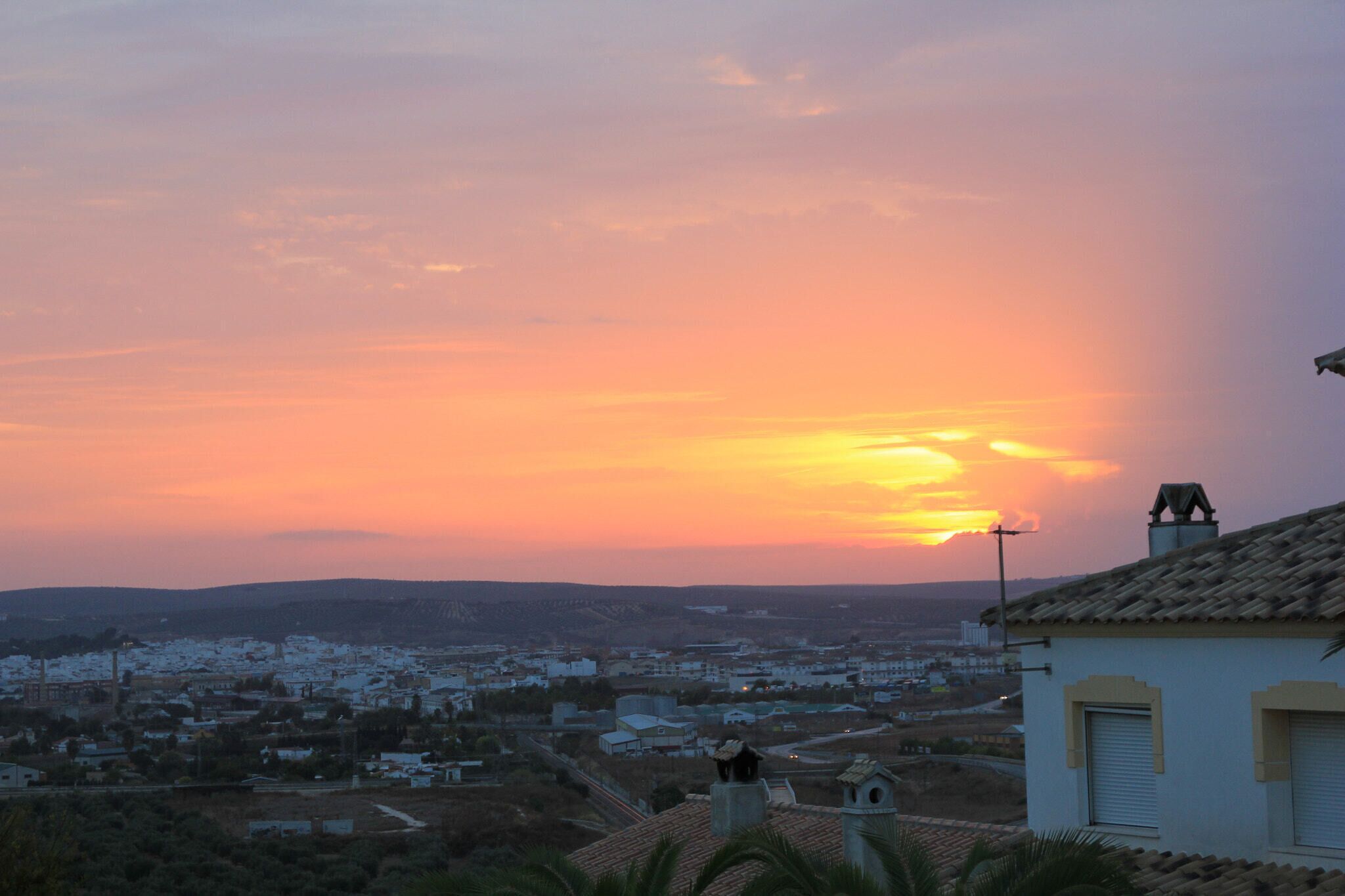 500px provided description: Atardecer []