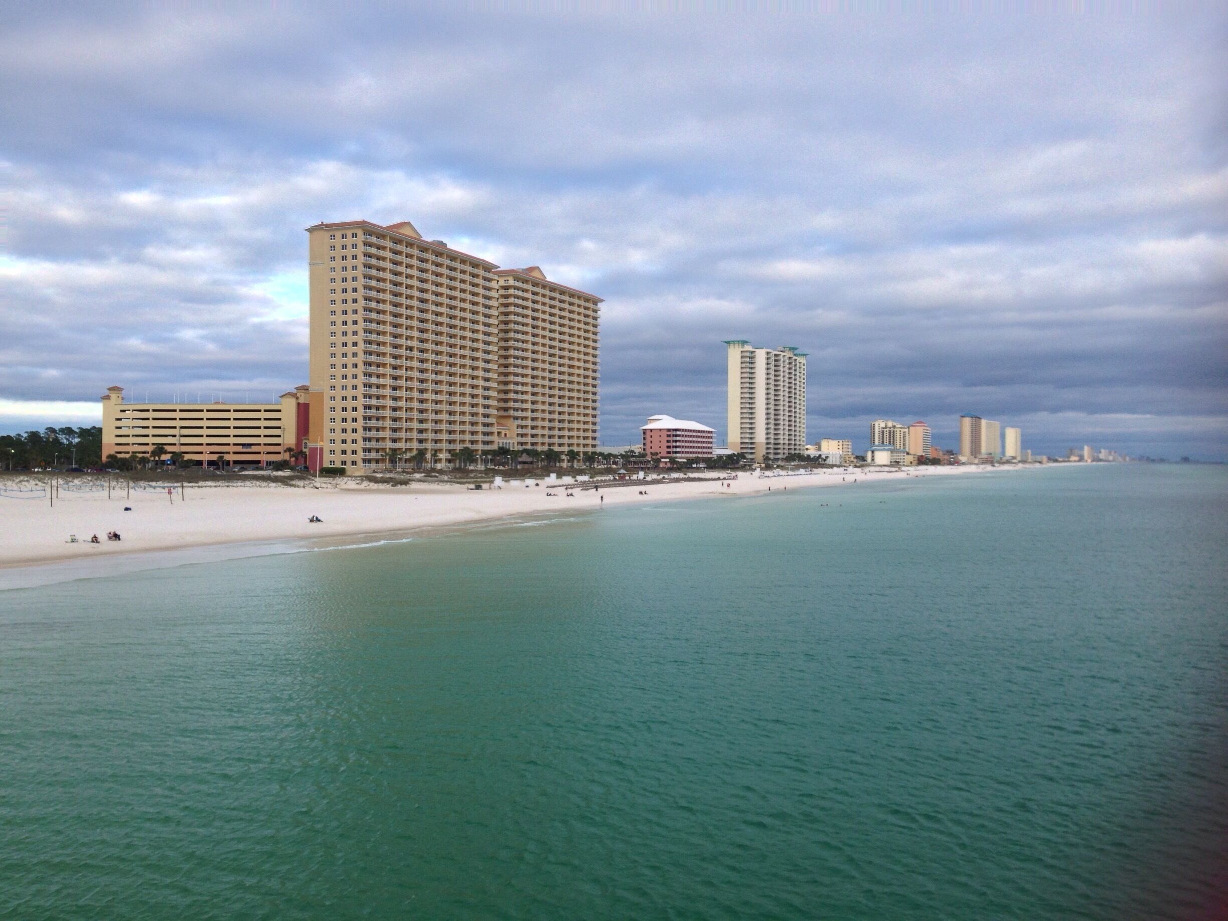 Blue clear waters , white sand , tall hotel towers is the speciality of Panama City . Best visited in spring . Good to chill out relax and has a good street with restaurants and shops . Has a broad walk too . #panama #beachlove #swim #clearwaters #bluegreenwaters #sunsetbest 