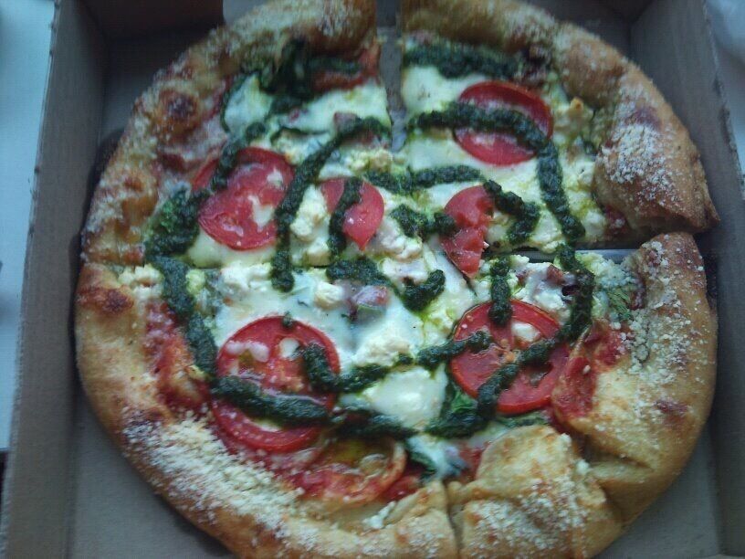 Spinach pesto pizza #restaurant#delicious