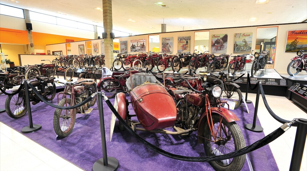 Newburgh trong đó bao gồm cảnh nội thất