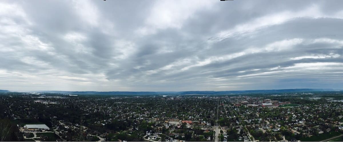 La Crosse, WI from ~590 ft up.