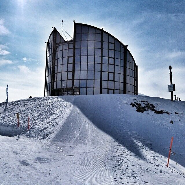 Le Kuklos,360° revolving restaurant,at 2048m high in La Berneuse,Leysin,Switzerland.