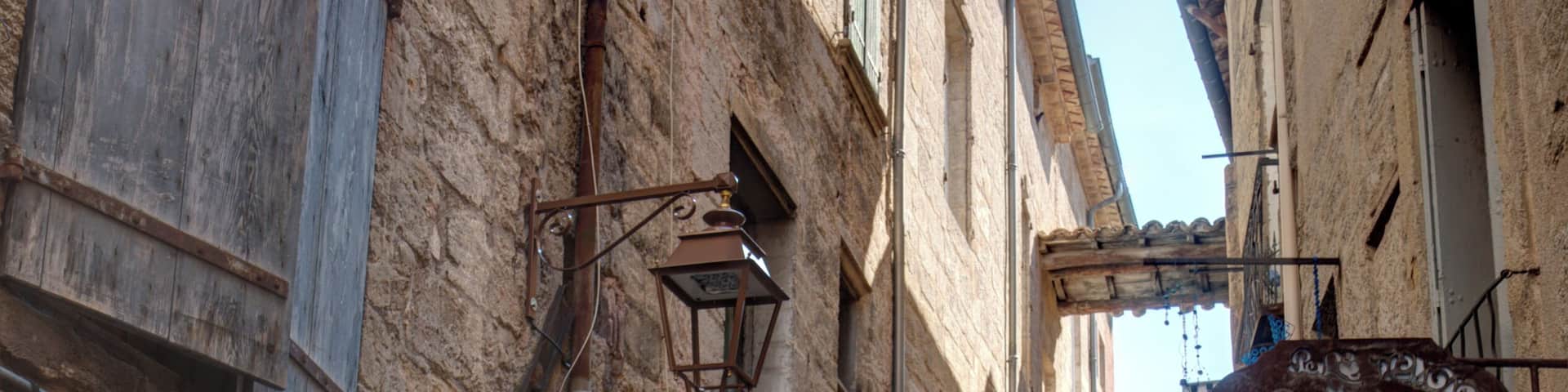 Narrow street in Pezenas