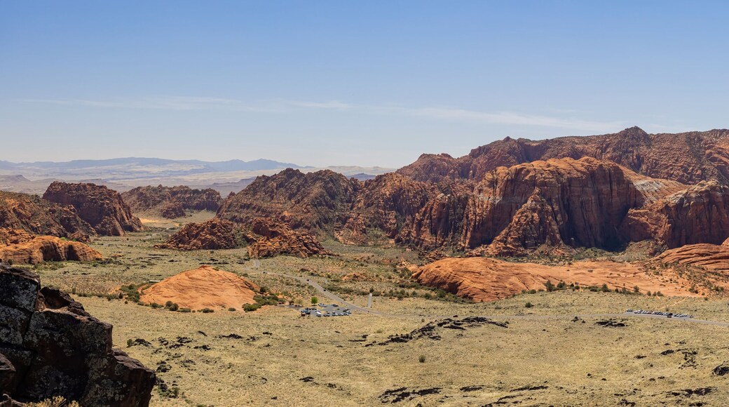 Sunny landscape of the Snow Canyon State Park