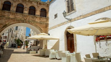 Brindisi featuring heritage architecture