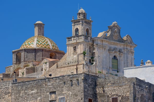 Brindisi mit einem historische Architektur