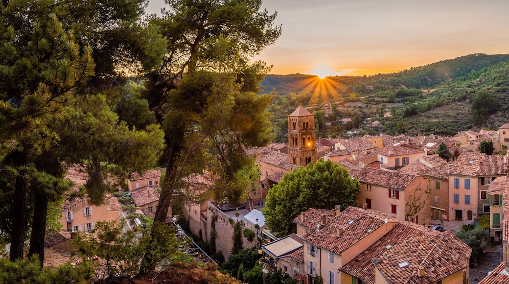 Panorama in Moustiers Sainte Marie