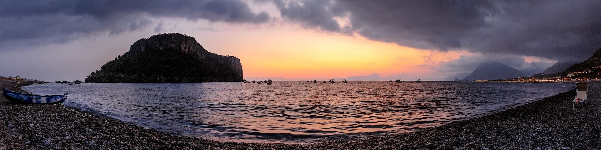 Dino is the larger of the two small islands in the Tyrrhenian Sea, off the coast of Calabria. The island is situated off Cape Arena, near to Praia a Mare.
