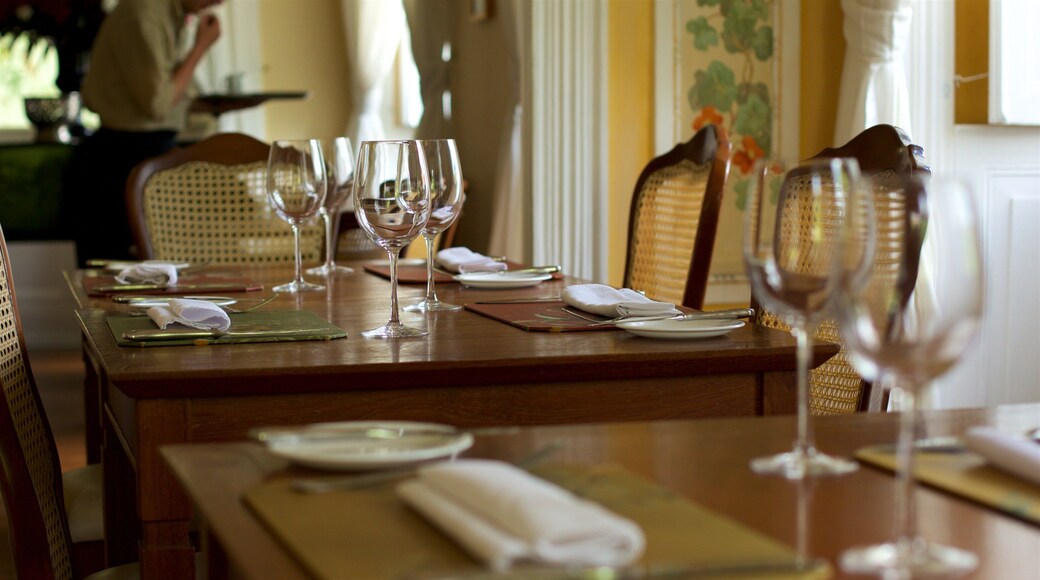 Petropolis inclusief uit eten en interieur