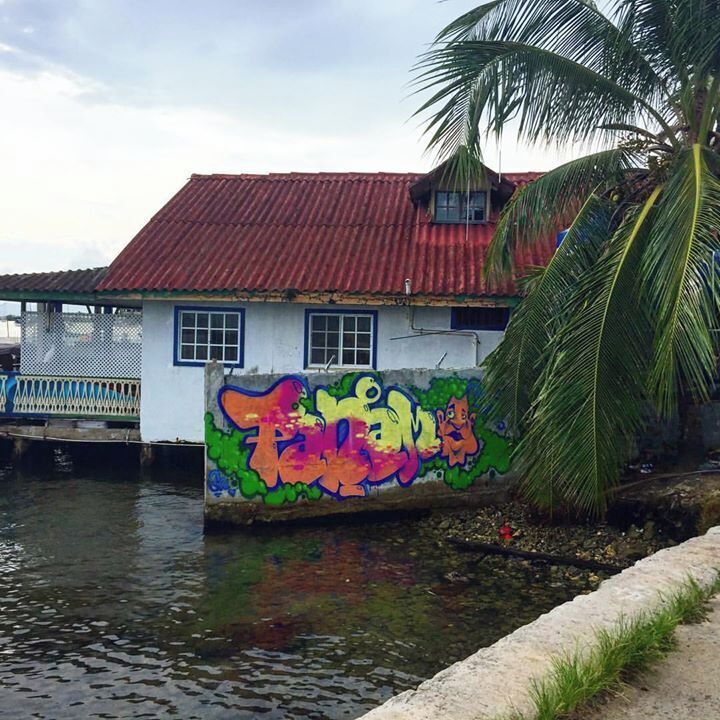 #panama #bocasdeltoro I love the contrast of the graffiti with Caribbean water #streetart #lifeatexpedia