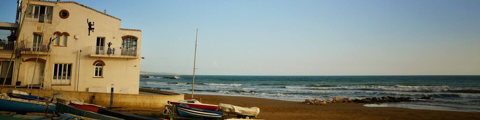 Marina di Ragusa is a very popular seaside resort in south-eastern Sicily, visited every year by thousands of tourists for its beaches of golden and fine sand and its marina, Shutterstock ID 1119396242, Purchase Order: -