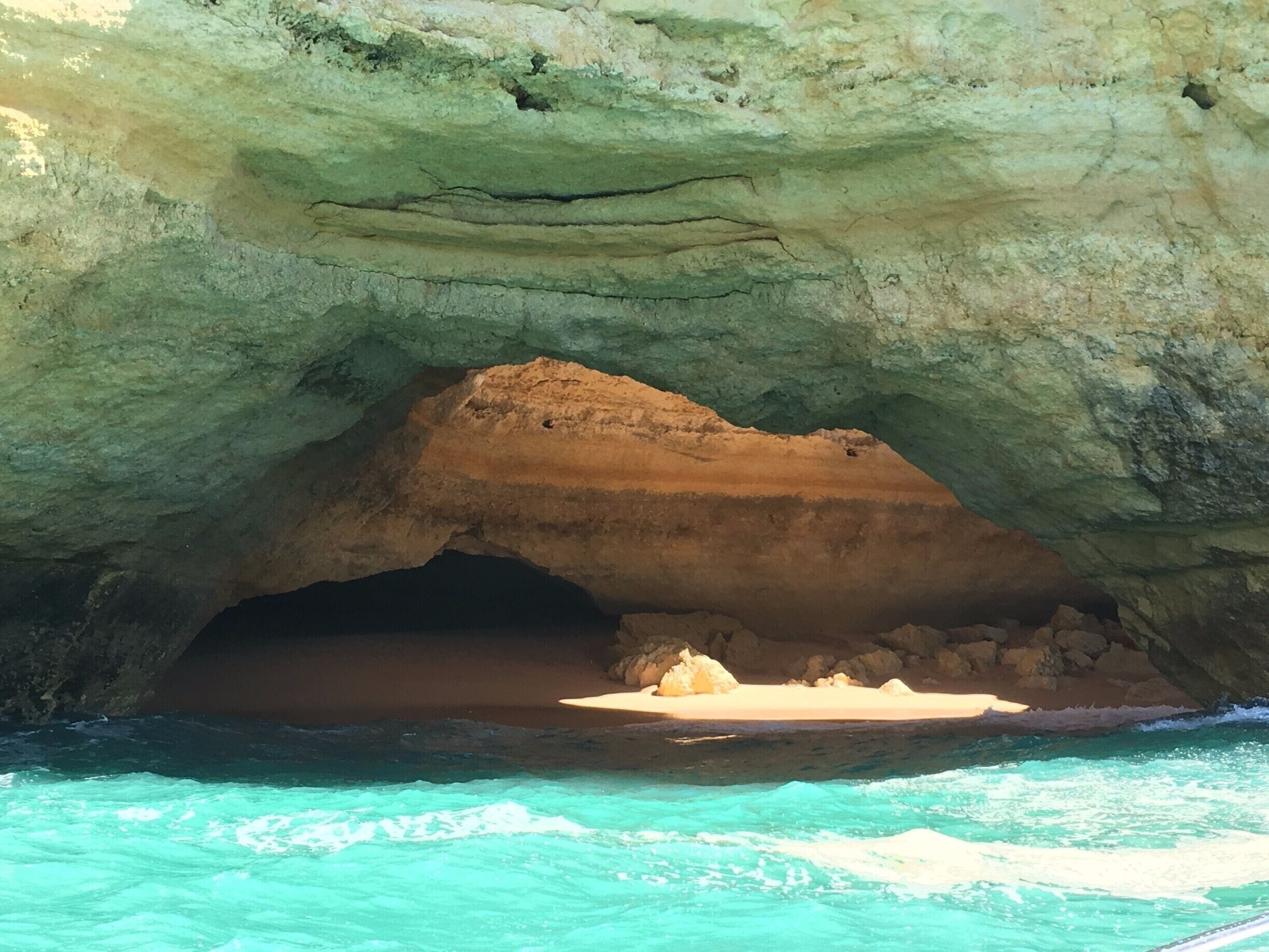 sea caves along the coast of algarve

#lifeatexpedia