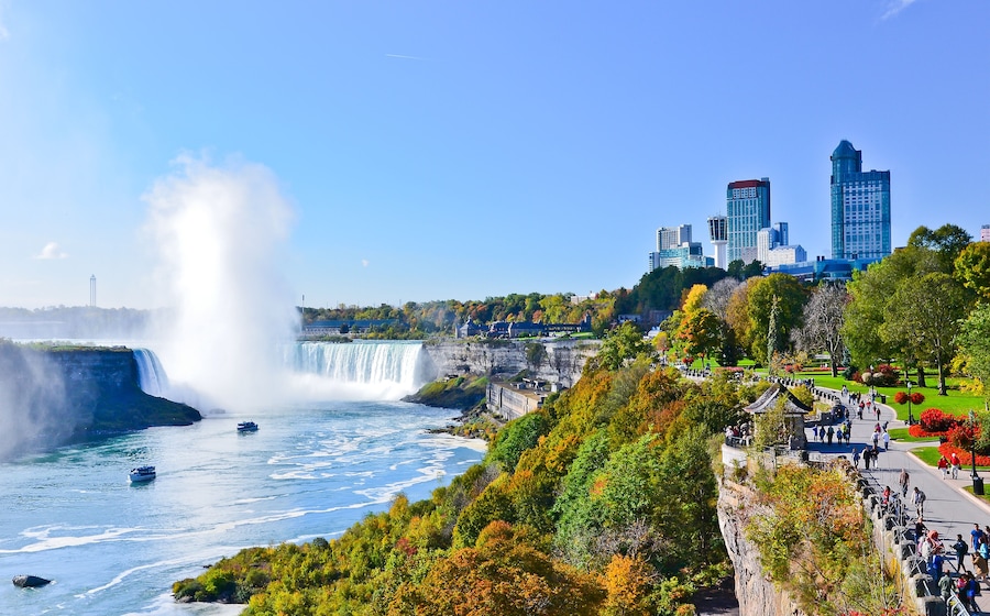 View of Niagara Falls in autumn