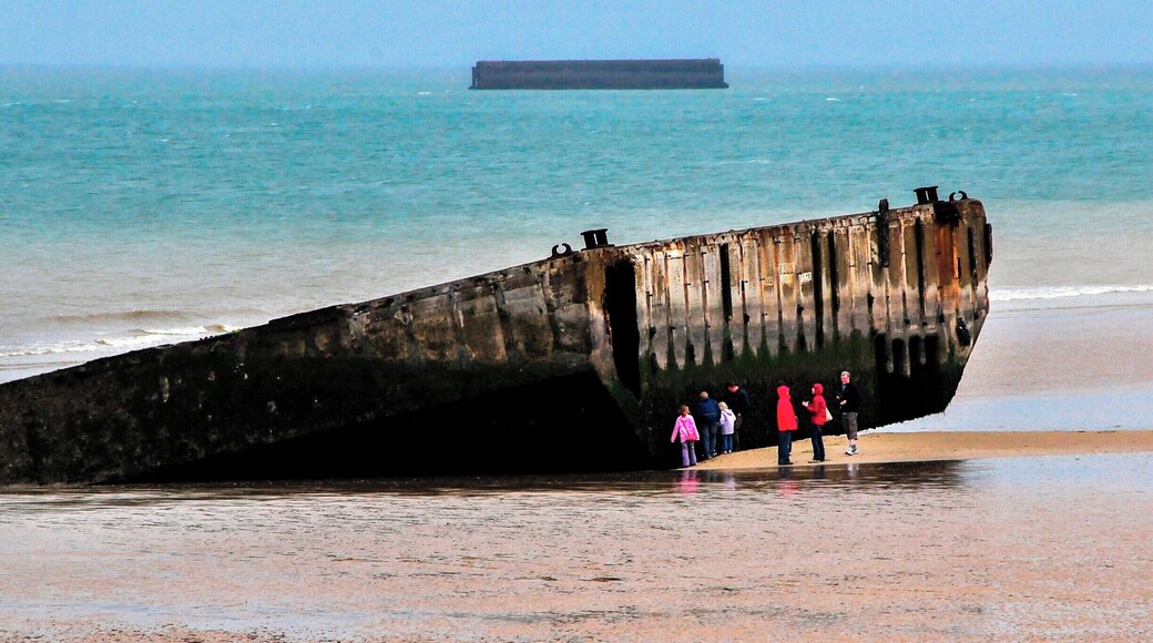 Arromanches, France
Remaining caissons from the Mulberry Harbour at Arromanches. Used in the D-Day invasion.