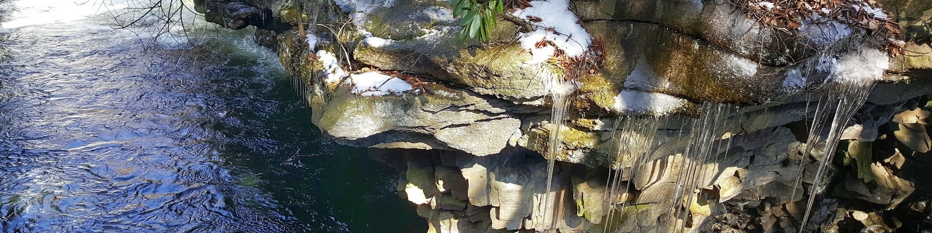 In the gorge at Nay Aug Park #water #icicles #gorge #parks