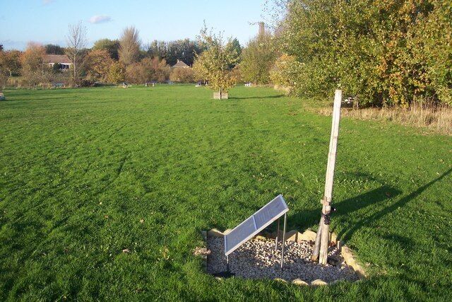 (Was) The Arnhem Oak, Memorial Way, Tonge Mill Park This tree is the only one of the seven memorial trees in this avenue that has died. Hopefully it will be replaced, with a living tree soon. The plaque with the tree is divided into two sections. The 1st section reads "1944 - 2004. In this the 60th Anniversary year of the battle of Arnhem this plaque is dedicated to the Courage Sacrifice and Suffering of the people of Arnhem during those fateful days in September 1944. They alone with God, are the guardians of all those gallant men of the 1st Airborne Division who paid the supreme sacrifice and rest in Oosterbeek Cemetery. The bond of friendship formed in those dark days will last forever "Each year the leaves of Autumn shed, upon the likeness of my friend" Dedicated on 8th May 2004 The Parachute Regimental Association, Sittingbourne Branch." The 2nd Section reads "The Arnhem Oak. This tree was brought from the Town of Arnhem and planted here to commemorate the 60th Anniversary of 'Operation Market Garden' which took place in September 1944. It is dedicated to the memory of all the men of the 1st Airborne Division and all those who took part in the battle and to those of them to whom it was called upon to pay the Supreme Sacrifice and now rest in Oosterbeek Cemetery, Holland. 'Theirs is the Glory' None Shall Be Forgotten. Dedicated on Saturday 8th May 2004. The Parachute Regimental Association, Sittingbourne Branch."