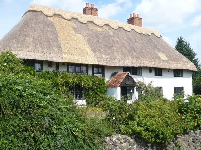 Appropriately, if unimaginatively, named Thatch Cottage, Borden