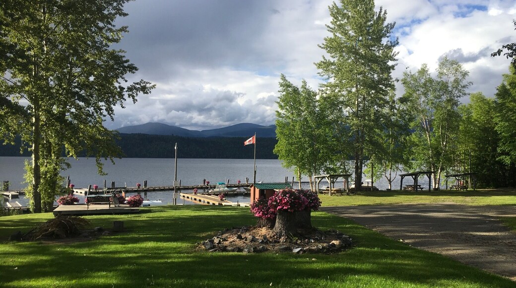 Evening view at the Plato Island Resort right on pristine Quesnel Lake.