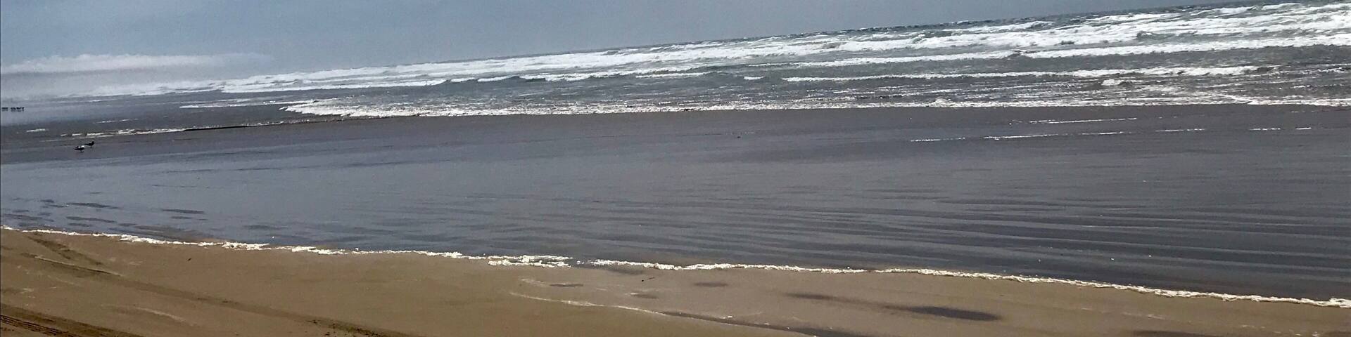 Beautiful views of the beach. This place is great to come ride quads, buggy’s or 4x4 trucks