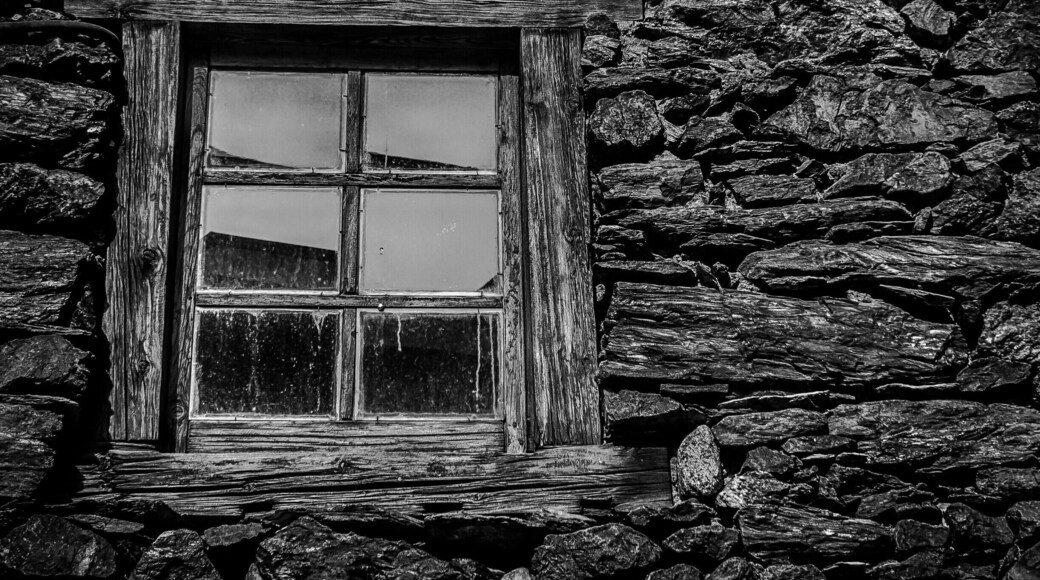Window from the Sant Bartomeu Church in Soldeu, Andorra.
This small Romanesque chapel, located on the village of Soldeu in Andorra, is dedicated to St. Bartolomé and dates from the seventeenth century. http://bit.ly/1Y4gTVu