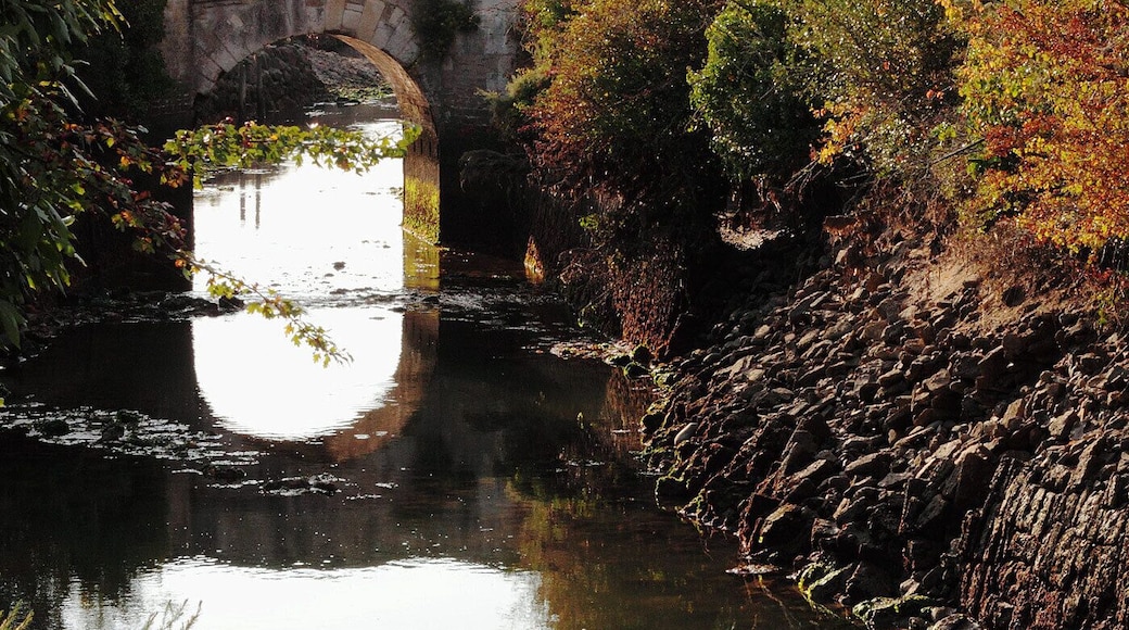 This building is indexed in the Base Mérimée, a database of architectural heritage maintained by the French Ministry of Culture, under the reference PA00104647 .