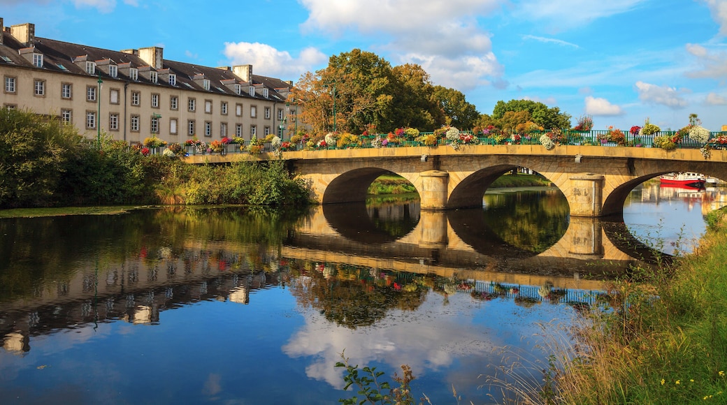 reflection of a bridge on Nantes Brest canal in Pontivy Brittany France, Shutterstock ID 731903122, SF SSA Case with Manager Approval: Case 07151371, Job: Prepay credit, Client/Licensee: , Other:
