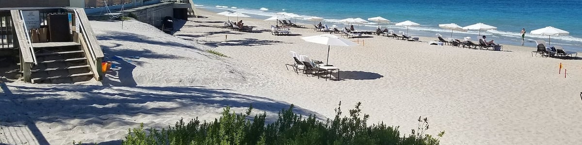 This perfect beach in Vero Beach, FL stretches farther than I can see. Shot taken at the oceanfront Kimpton Hotel.
