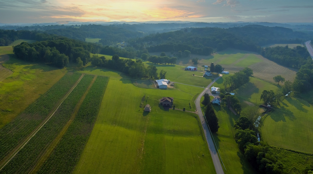 Bentleyville town Landscape of villages on the hills farm house with Pennsylvania, US