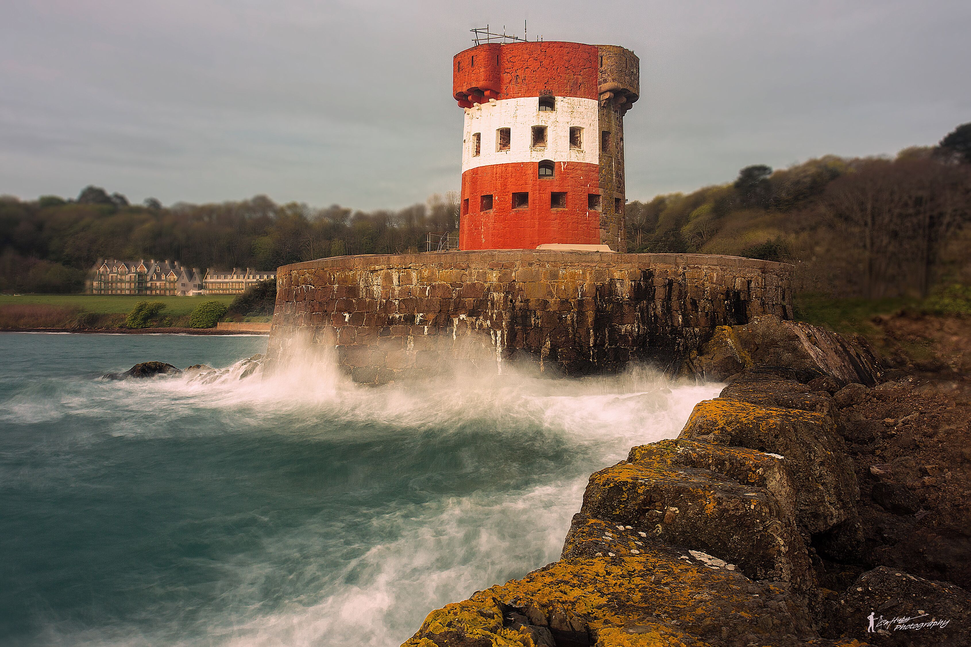 Close to St Catherine’s woods, the impressive St Catherine’s Breakwater and secluded beaches, Archirondel Tower can be found. 

Built on a rocky outcrop in St Catherine’s Bay in 1792, Archirondel Tower was used as a garrison for artillery soldiers and has been a key defensive point throughout Jersey's history. Linked to the shore by the abandoned southern arm of St Catherine's Breakwater, the Tower has been converted into one of our basic coastal towers and accommodates up to 10 people at any time.