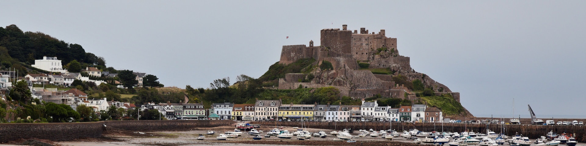 Mont Orgueil - castle from the beach - Jersey
