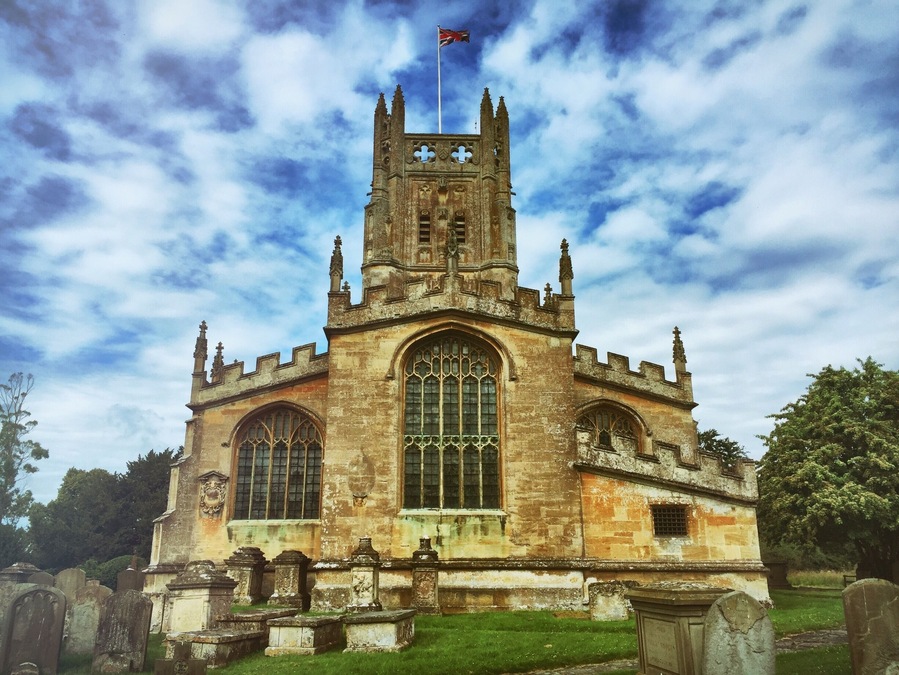 This is St Mary’s church, Fairford. There has been a Church here for 1,000 years, the present one dating from about 1497. The Church, as well as being the largest place of worship in the town, is chiefly known for its stained glass windows – the only complete set of late medieval glass in a parish church in the country.
#fairford #cotswolds #church